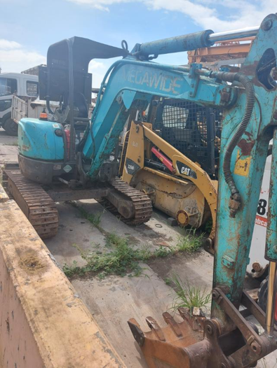 hydraulic-excavator-hex-36-used-heavy-equipment-for-sale-philippines